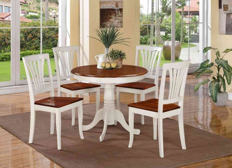 5 Best Small Round Dining Table Ideas for Narrow Spaces