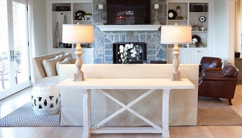 The Way to Create a Stunning Living Room with a White Sofa Table