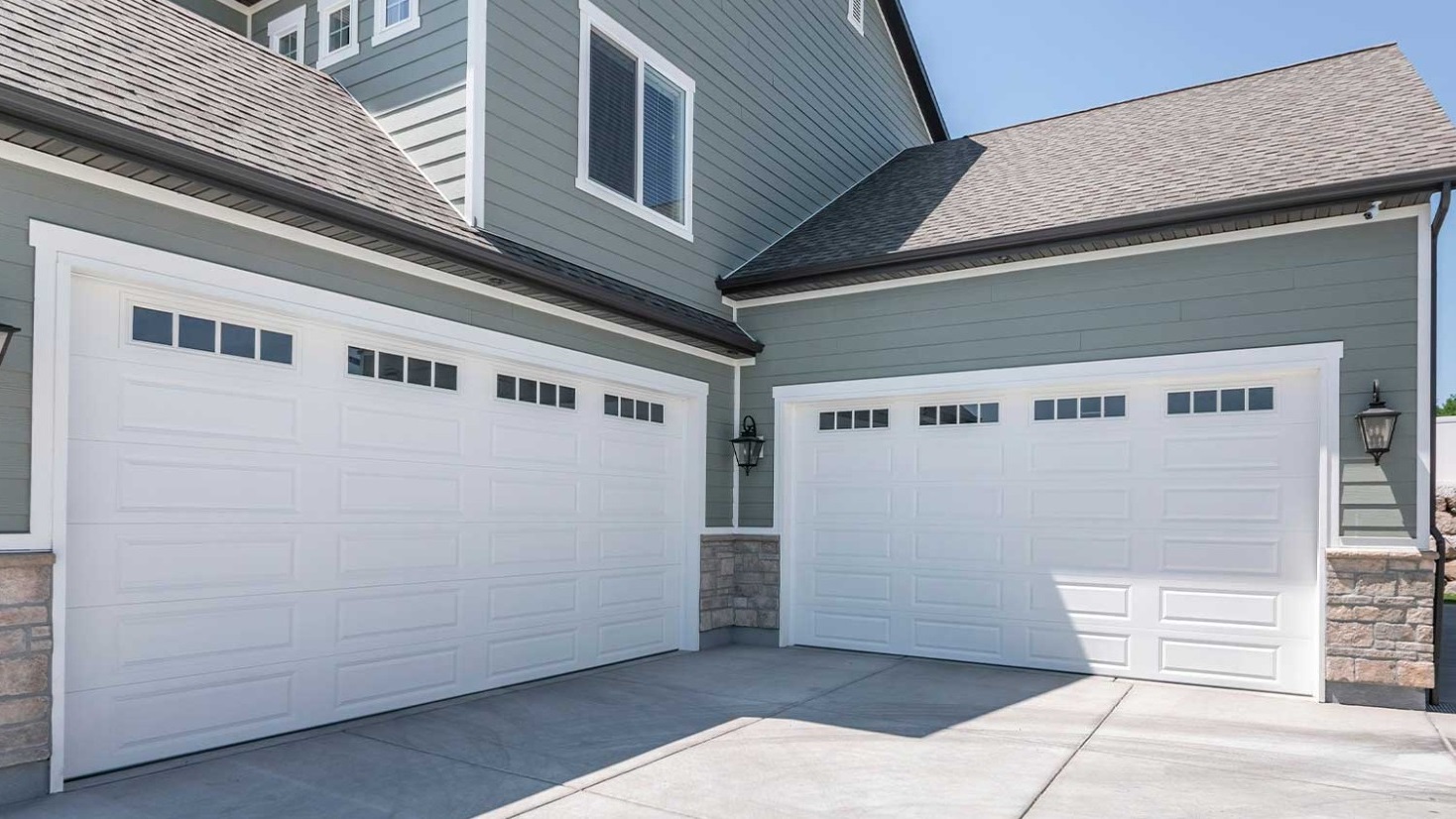 Essential Tips for DIY Home Garage Repair: Keeping Your Space Functional and Aesthetically Appealing