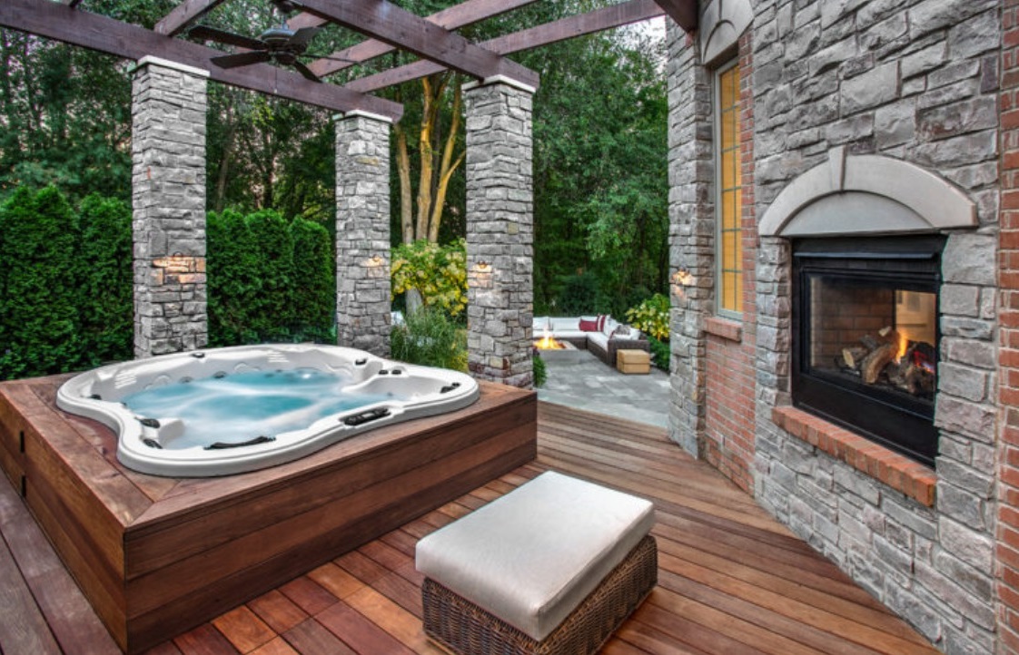 Transform Your Small Backyard into a Luxurious Oasis with a Hot Tub and Fire Pit!